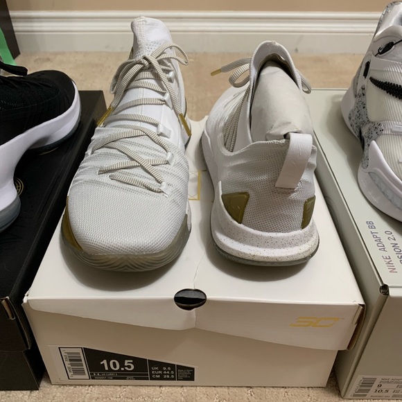 Sneakers and Clothing - Picture 12 of 13